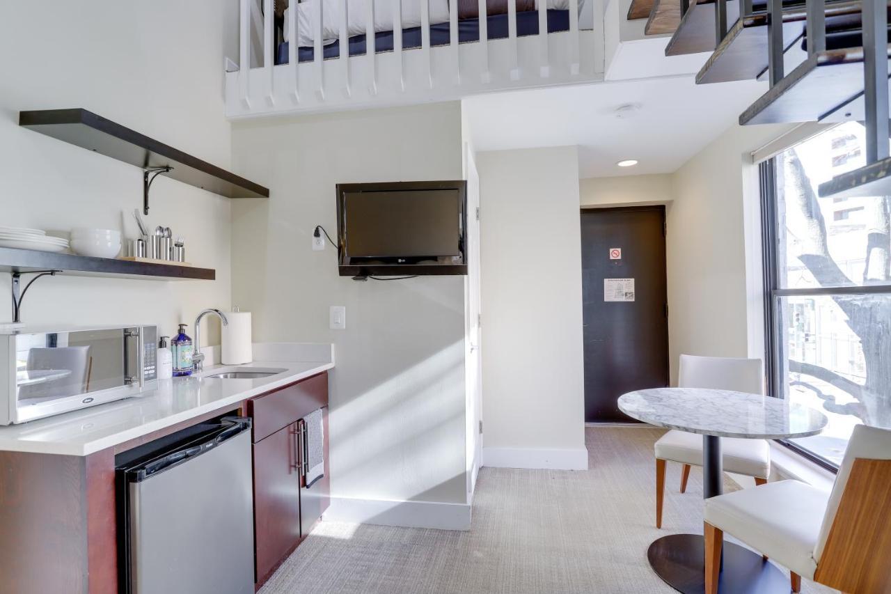 Sojourn At Dupont Place Hotel 2*